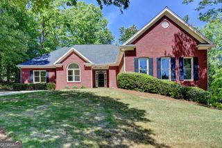 1251 Chadwick Lakes Drive, Lawrenceville, GA 30043