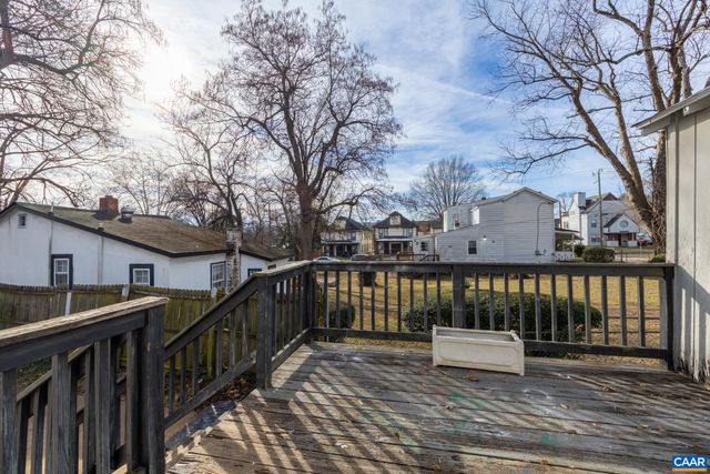 504 NW 12TH ST, Charlottesville, VA 22903