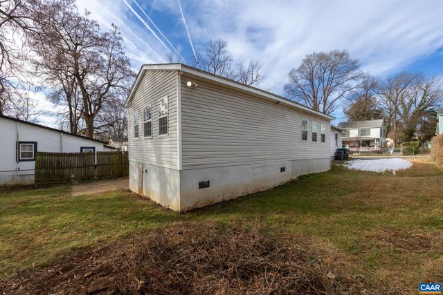 504 NW 12TH ST, Charlottesville, VA 22903