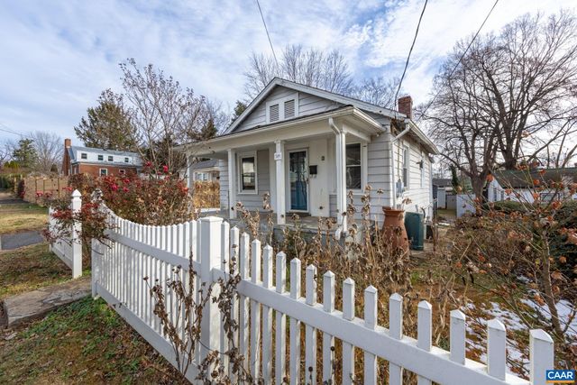 504 NW 12TH ST, Charlottesville, VA 22903