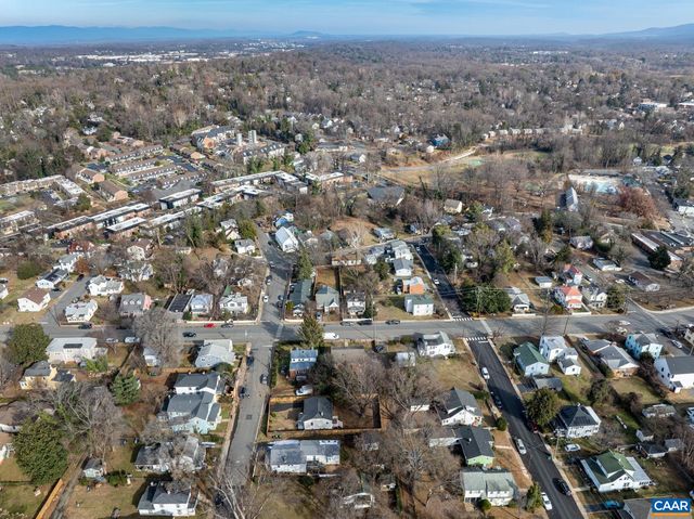 504 NW 12TH ST, Charlottesville, VA 22903