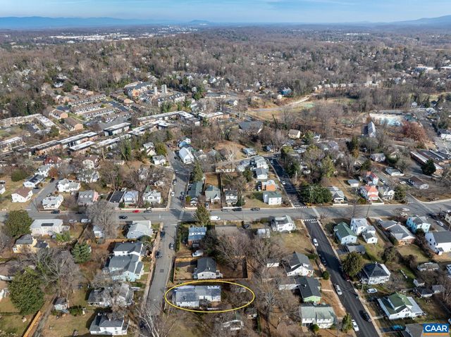 504 NW 12TH ST, Charlottesville, VA 22903