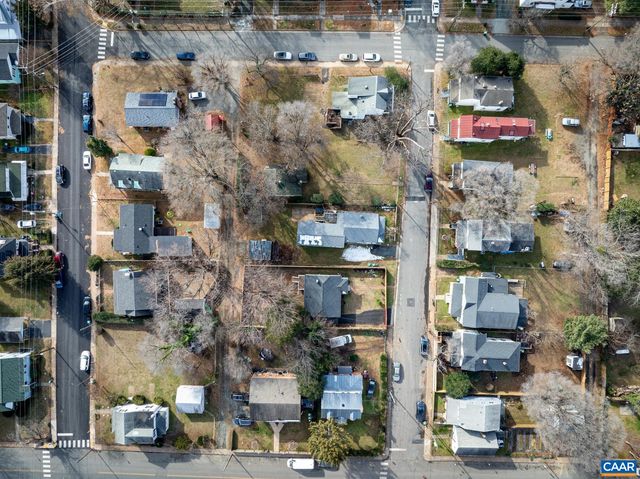 504 NW 12TH ST, Charlottesville, VA 22903