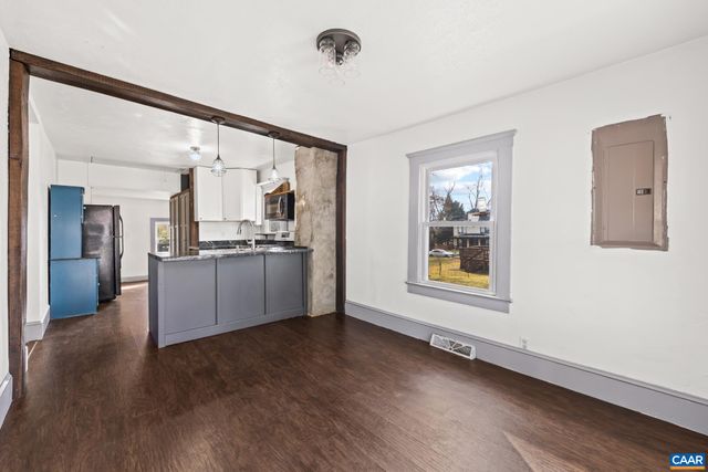 504 NW 12TH ST, Charlottesville, VA 22903