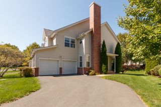 14 Last Leaf Circle 14, Windsor, CT 06095