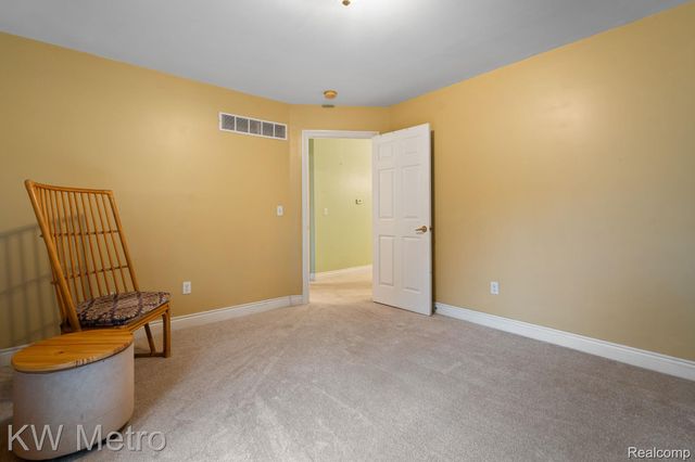 20903 Antique Court, Southfield, MI 48075