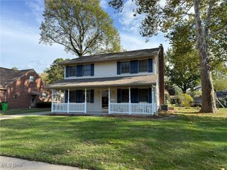 306 E 15th Street, Dover, OH 44622
