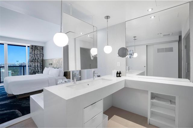 3101 Bayshore Drive 2306, Fort Lauderdale, FL 33304