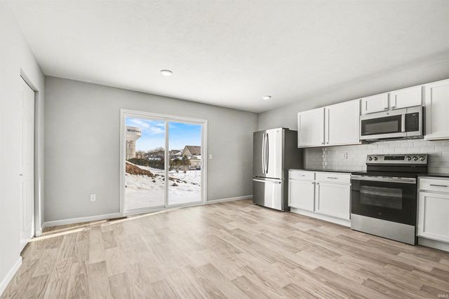 3216 Falling Oak Drive, Mishawaka, IN 46544