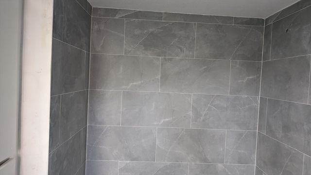 716 Main St 1R, Weymouth, MA 02190