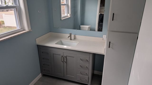 716 Main St 1R, Weymouth, MA 02190