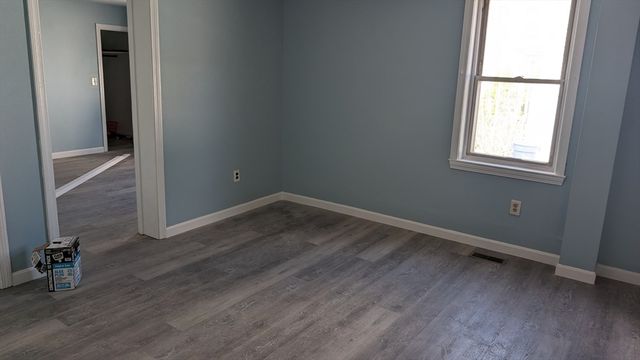 716 Main St 1R, Weymouth, MA 02190