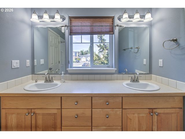 8025 Ne 38TH Ave, Vancouver, WA 98665