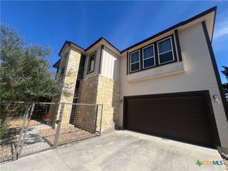 618 Wagon Wheel Drive, Canyon Lake, TX 78133