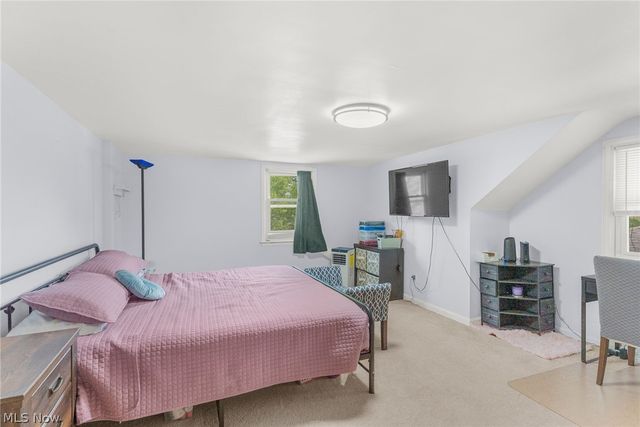 255 Grandview Avenue, Hubbard, OH 44425