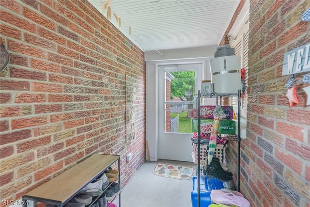 255 Grandview Avenue, Hubbard, OH 44425