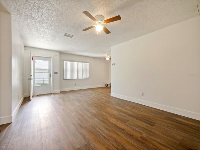 141 HAZELCREST STREET B, Deltona, FL 32725