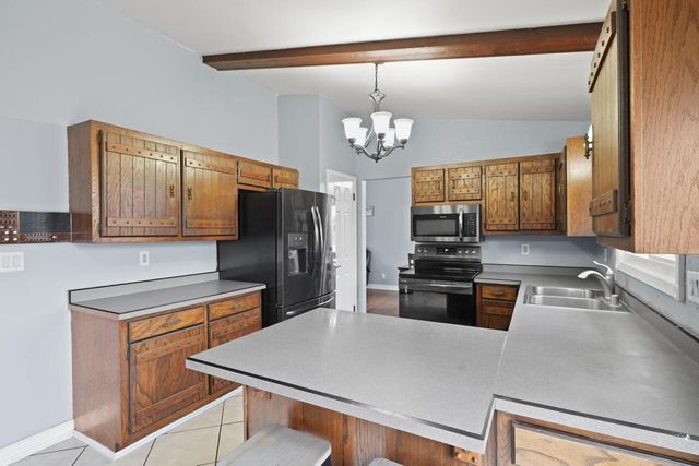 312 N 7th STREET, Waterford, WI 53185