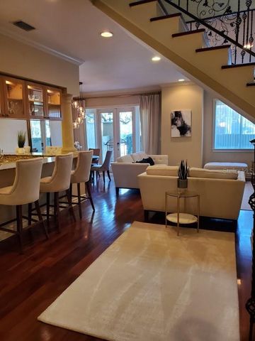 4907 BAYSHORE BOULEVARD 102, Tampa, FL 33629