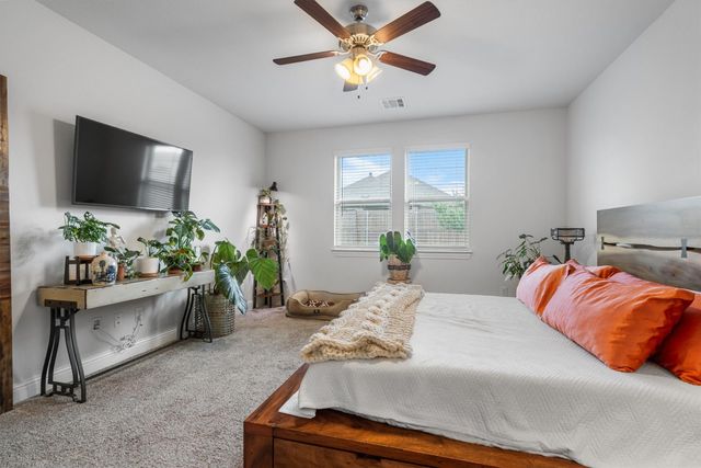 11204 Glover Lane, Aubrey, TX 76227