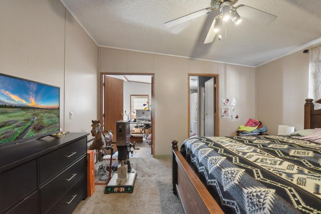 14 Rita Lane, Chaska, MN 55318