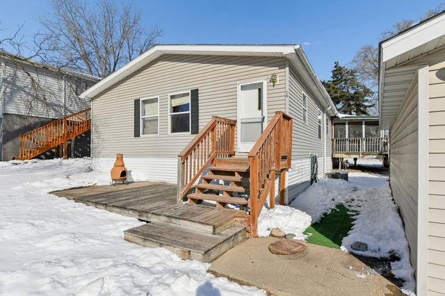 14 Rita Lane, Chaska, MN 55318