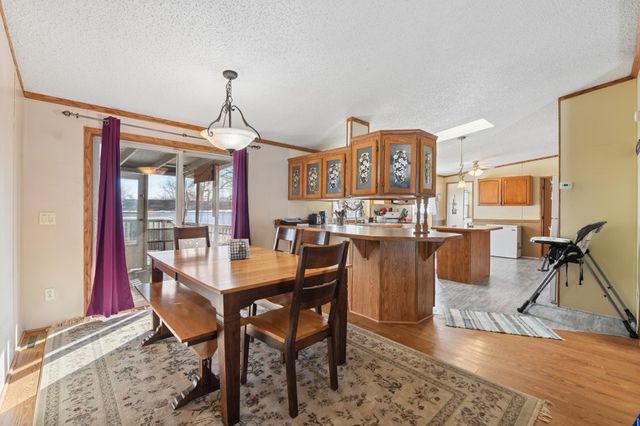 14 Rita Lane, Chaska, MN 55318