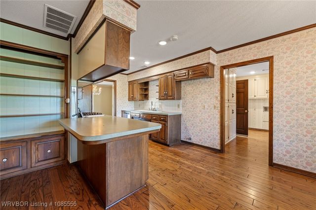 1303 S Hwy 96, Lavaca, AR 72941