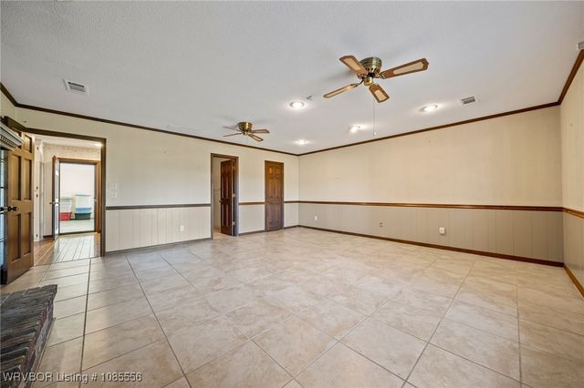 1303 S Hwy 96, Lavaca, AR 72941