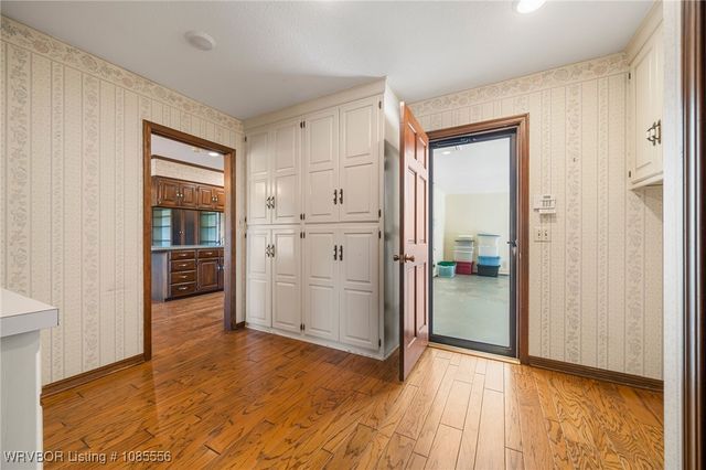 1303 S Hwy 96, Lavaca, AR 72941