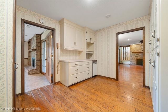 1303 S Hwy 96, Lavaca, AR 72941