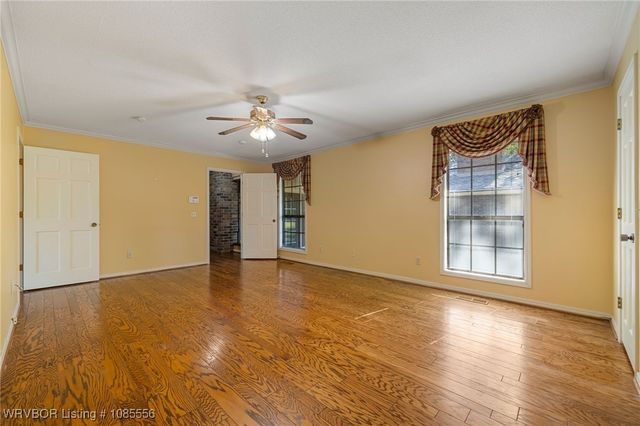 1303 S Hwy 96, Lavaca, AR 72941