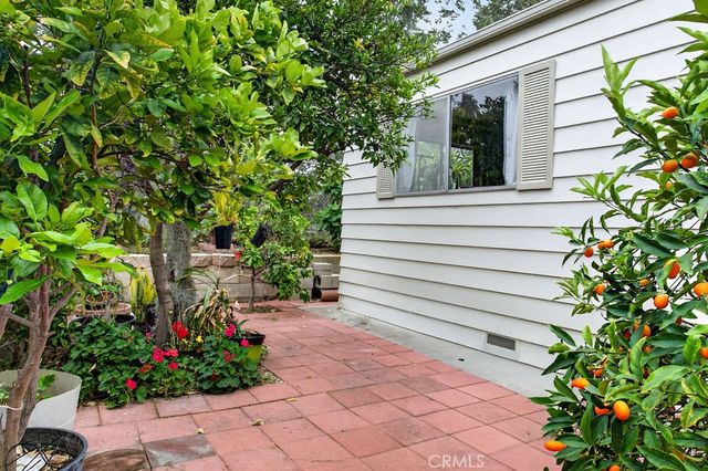 24921 Muirlands Boulevard 32, Lake Forest, CA 92630