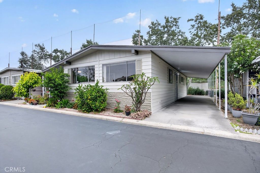 Image 1 of property listing at 24921 Muirlands Boulevard 32, Lake Forest, CA 92630