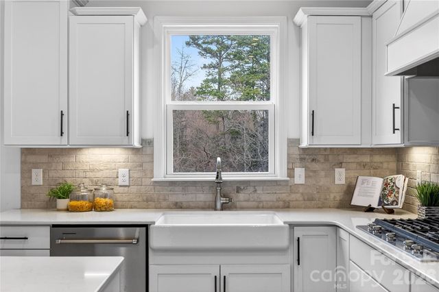 13832 Water Terrace Drive, Huntersville, NC 28078