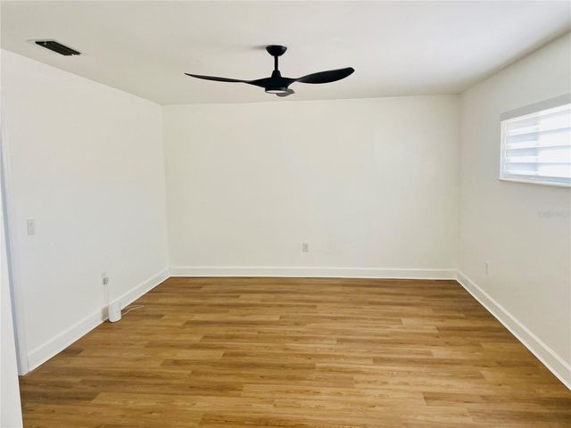 3014 SOUTHERN PARKWAY W, Bradenton, FL 34205