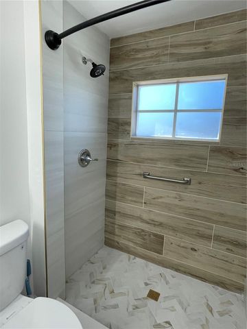 3014 SOUTHERN PARKWAY W, Bradenton, FL 34205