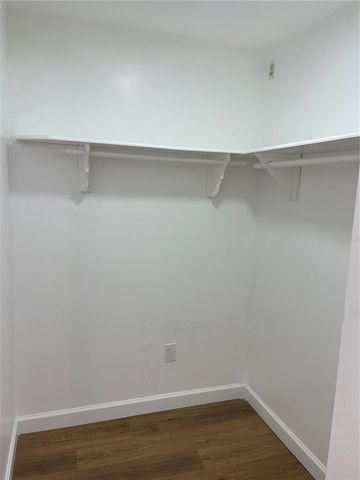 3014 SOUTHERN PARKWAY W, Bradenton, FL 34205