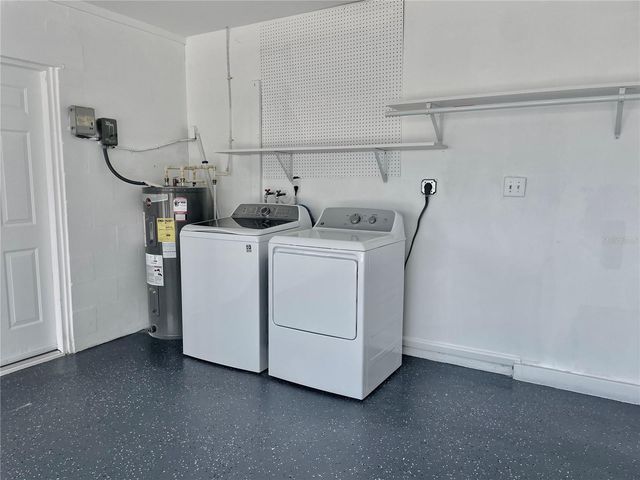 3014 SOUTHERN PARKWAY W, Bradenton, FL 34205