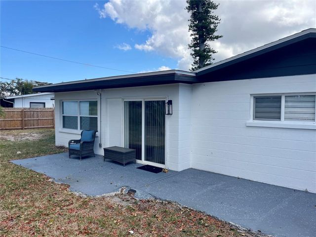 3014 SOUTHERN PARKWAY W, Bradenton, FL 34205