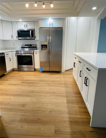 3014 SOUTHERN PARKWAY W, Bradenton, FL 34205