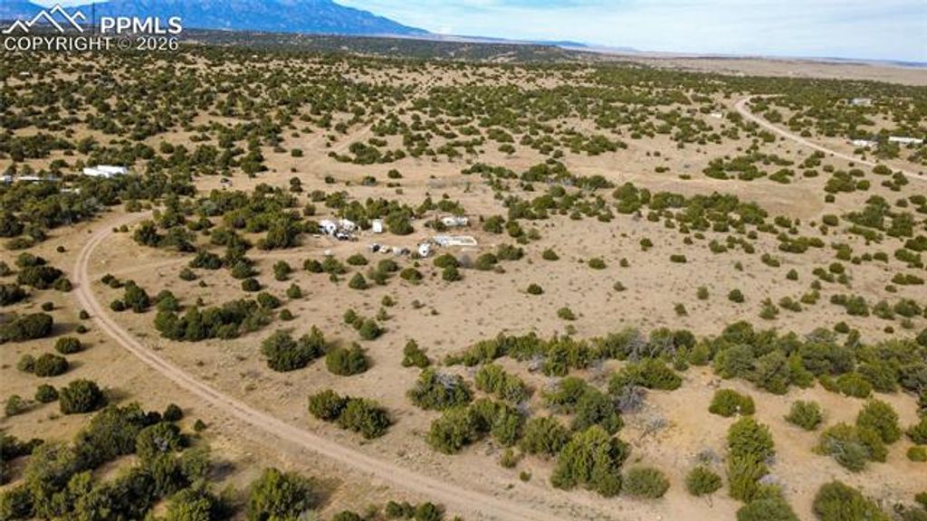 617 Pico del Questa NA, Walsenburg, CO 81089 — photo 2