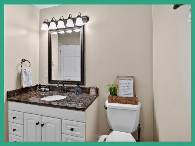 3545 Orvold Park Drive, Mcfarland, WI 53558