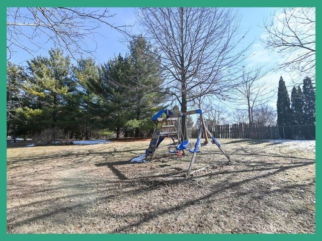 3545 Orvold Park Drive, Mcfarland, WI 53558