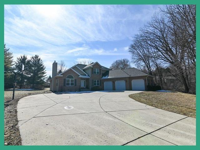 3545 Orvold Park Drive, Mcfarland, WI 53558