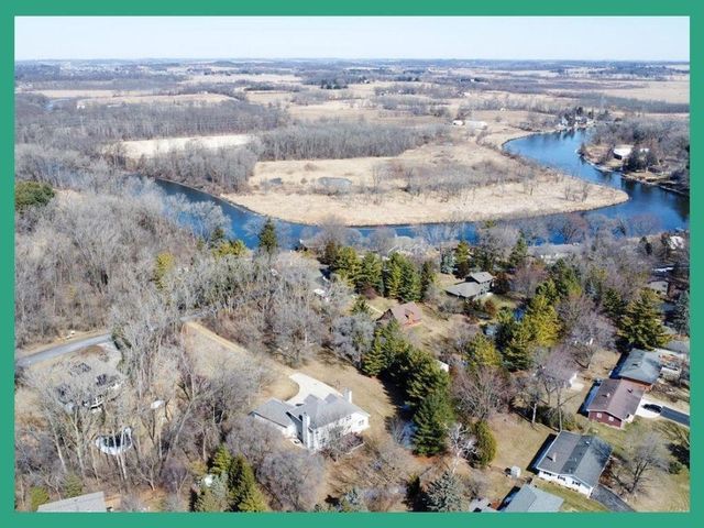 3545 Orvold Park Drive, Mcfarland, WI 53558