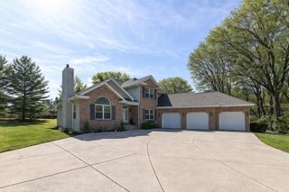 3545 Orvold Park Drive, Mcfarland, WI 53558