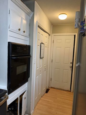 2331 S Missouri Avenue, Springfield, MO 65807