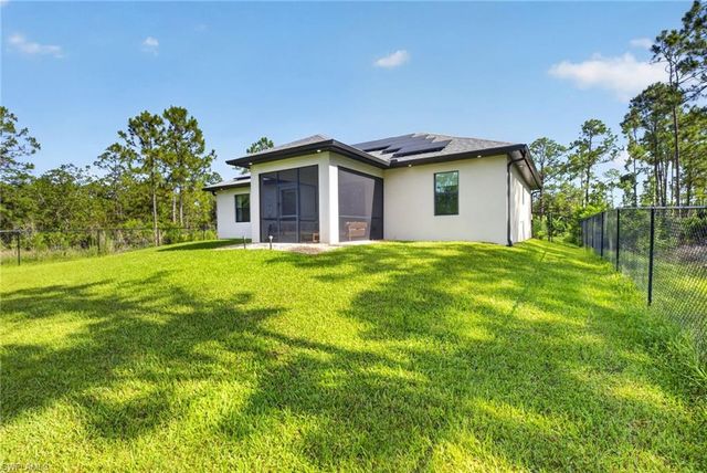 4432 45th AVE NE, Naples, FL 34120
