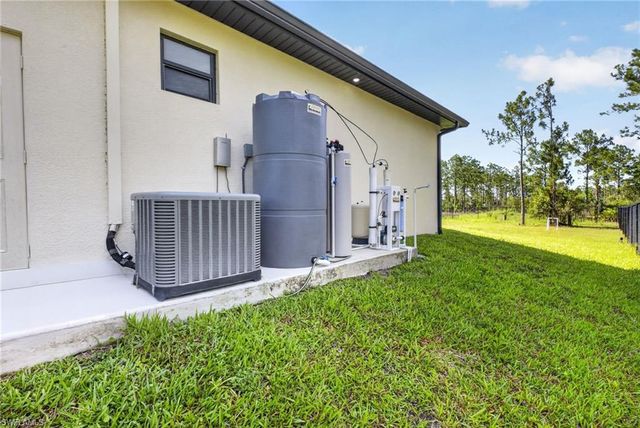 4432 45th AVE NE, Naples, FL 34120